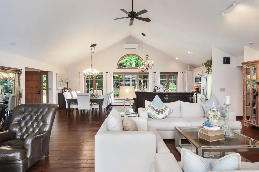 4595 NE Torch Lake Drive Torch Lake Township, MI 49622