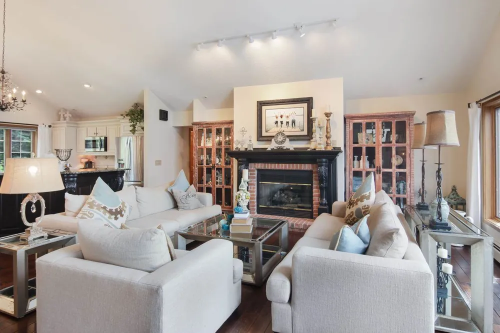 4595 NE Torch Lake Drive Torch Lake Township, MI 49622