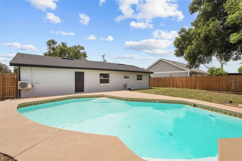 116 HARBOR DRIVE Winter Haven, FL 33881