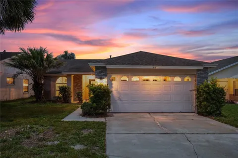 1512 OAK HILL TRAIL