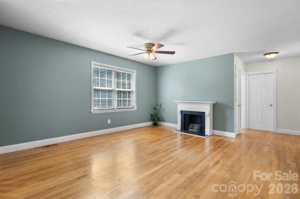 4400 Willowood Drive Morganton, NC 28655