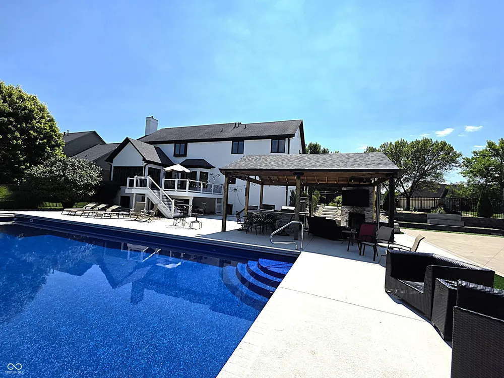 1258 Soaring Eagle Drive Greenwood, IN 46143
