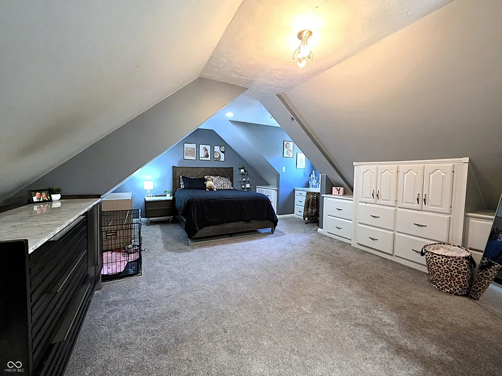1258 Soaring Eagle Drive Greenwood, IN 46143