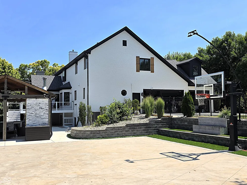 1258 Soaring Eagle Drive Greenwood, IN 46143