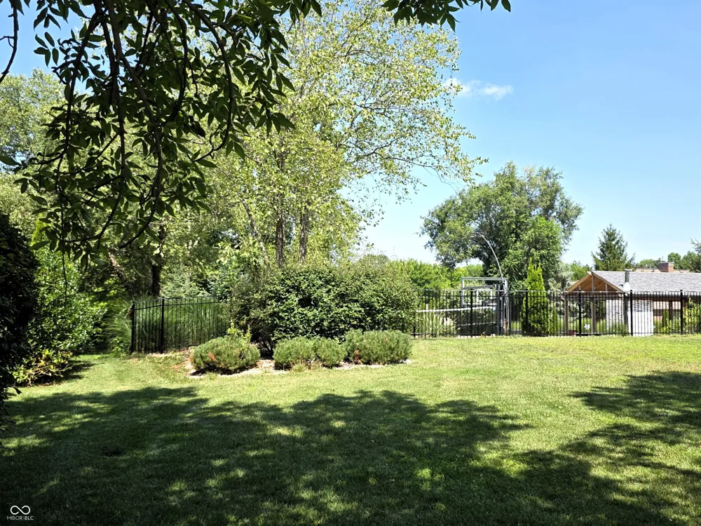 1258 Soaring Eagle Drive Greenwood, IN 46143