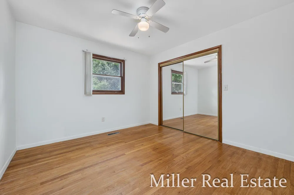 1221 Hanover Street Hastings, MI 49058