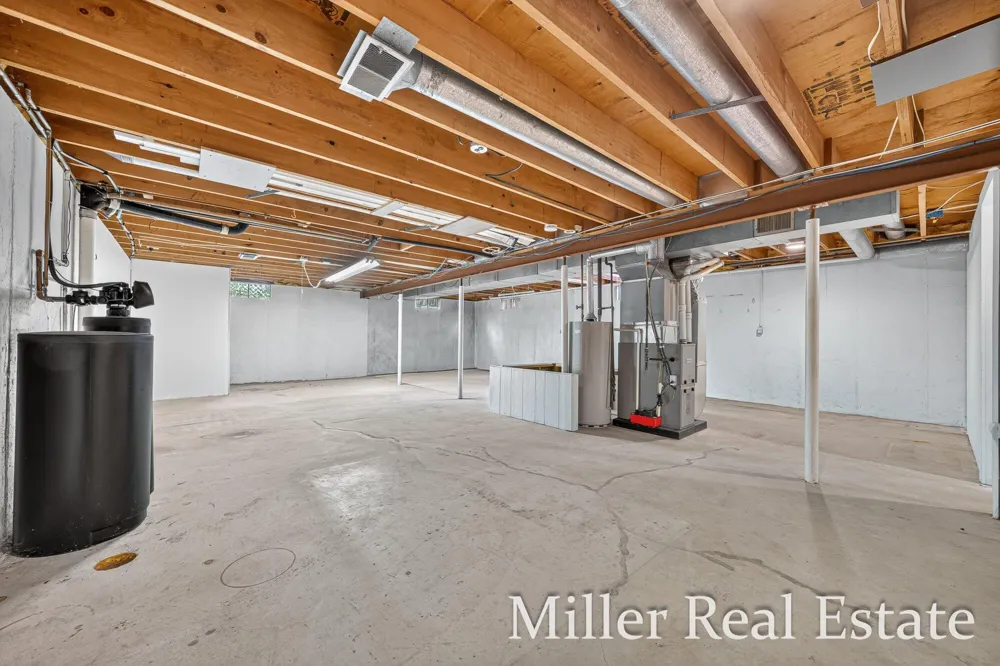 1221 Hanover Street Hastings, MI 49058