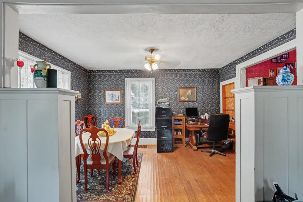 265 E 4th Street Constantine, MI 49042
