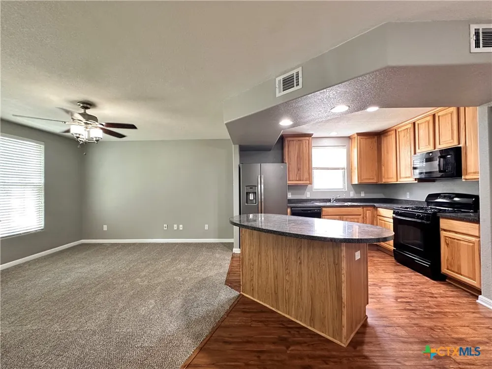 129 Rush Haven #E043 San Marcos, TX 78666