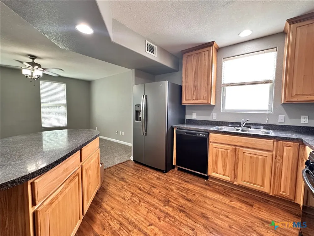 129 Rush Haven #E043 San Marcos, TX 78666