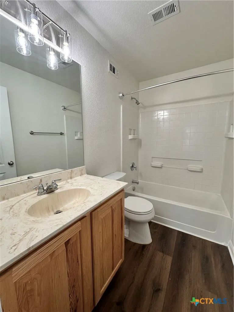 129 Rush Haven #E043 San Marcos, TX 78666