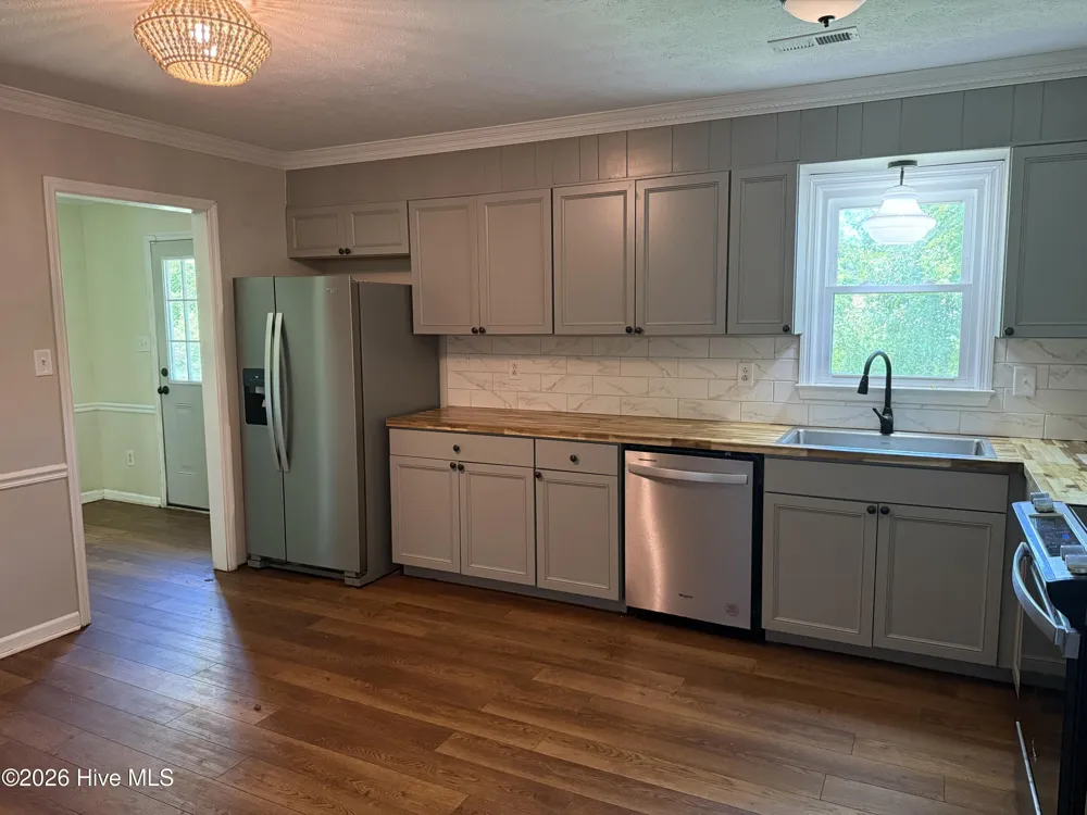 203 Poplar Road Havelock, NC 28532
