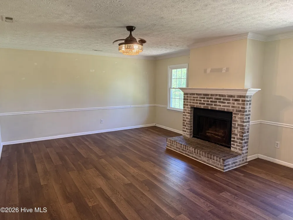 203 Poplar Road Havelock, NC 28532