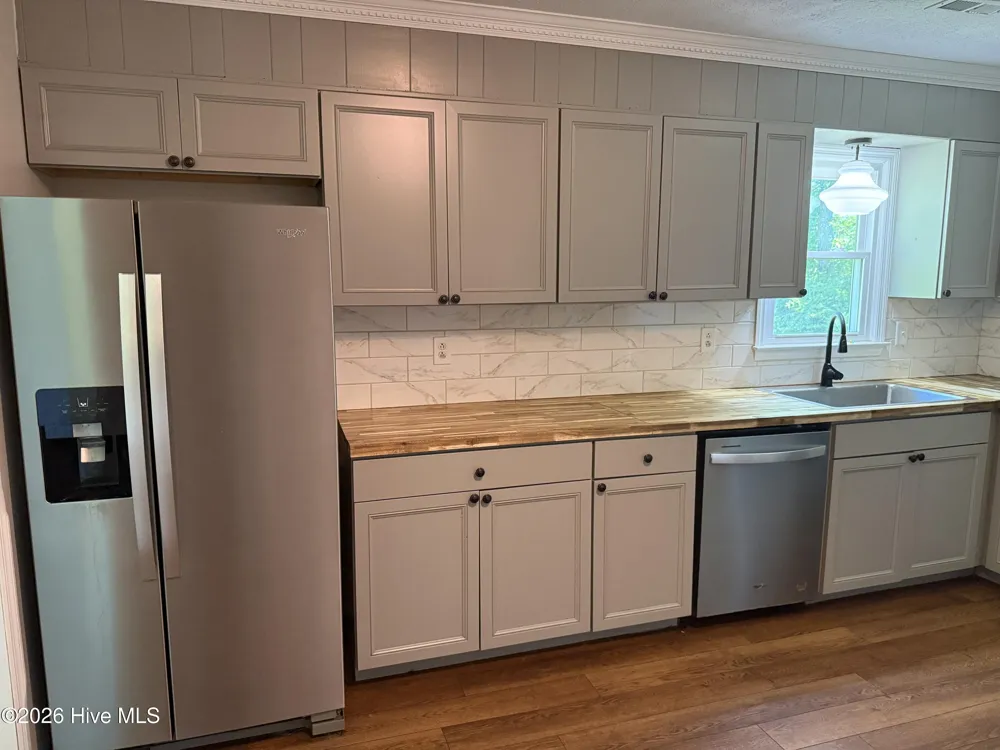 203 Poplar Road Havelock, NC 28532