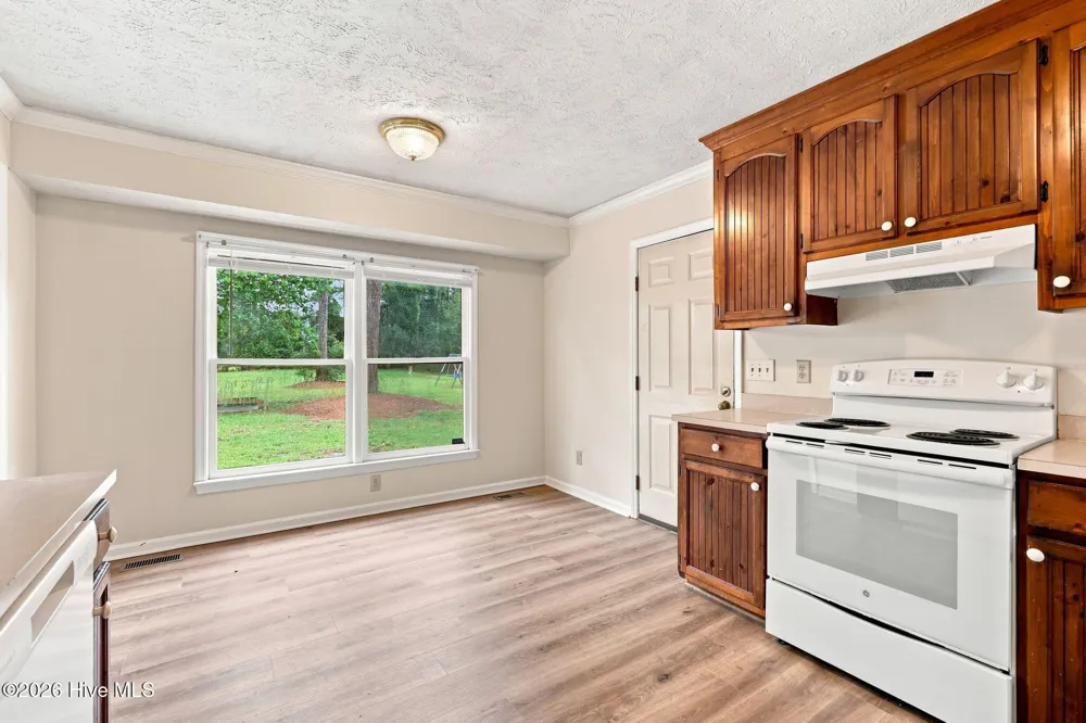 924 E Winds Lane Fayetteville, NC 28311
