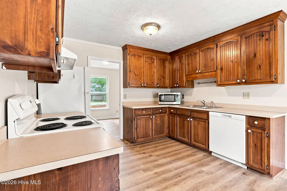 924 E Winds Lane Fayetteville, NC 28311