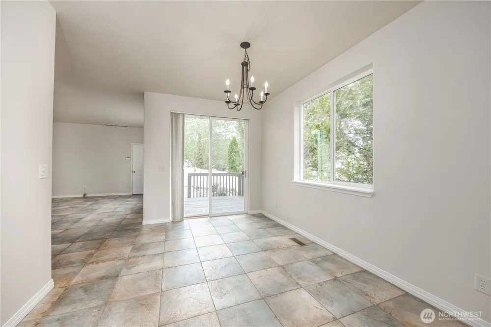 4408 NW 12th Loop Camas, WA 98607
