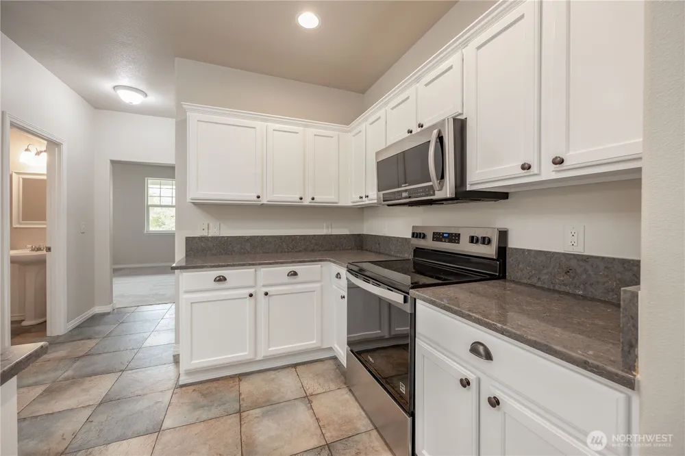4408 NW 12th Loop Camas, WA 98607