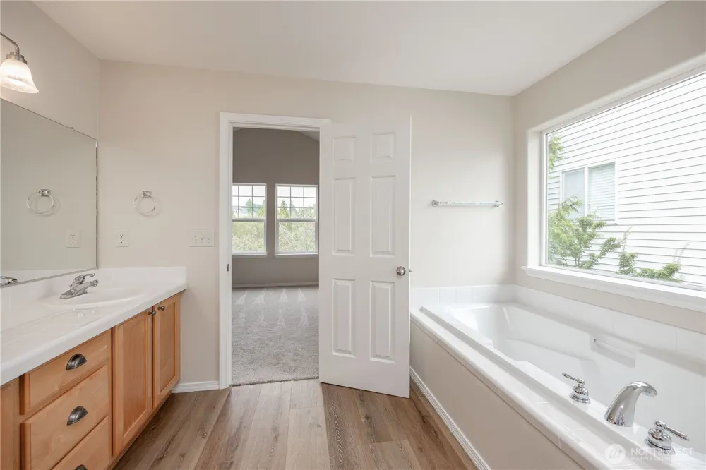 4408 NW 12th Loop Camas, WA 98607