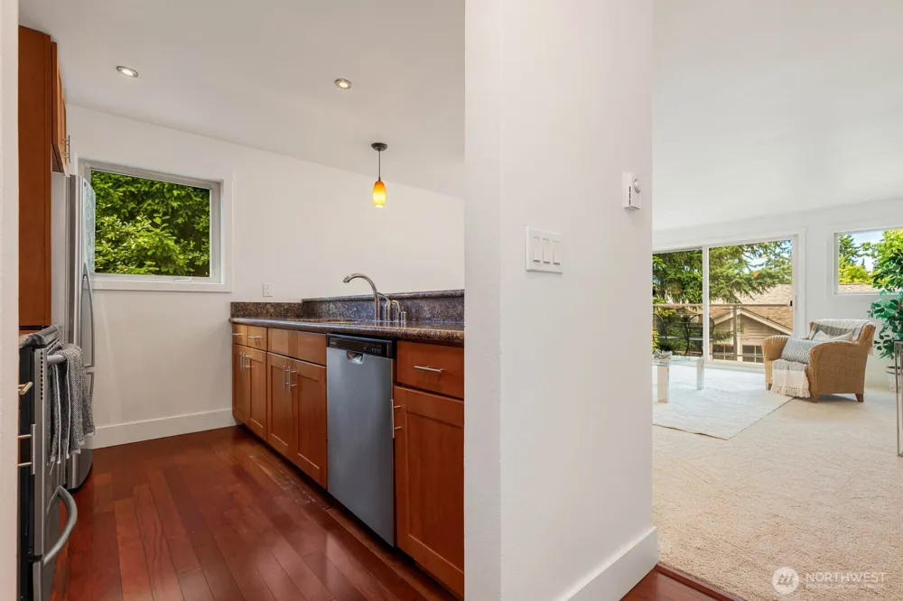 8503 Bowdoin Way #201 Edmonds, WA 98026