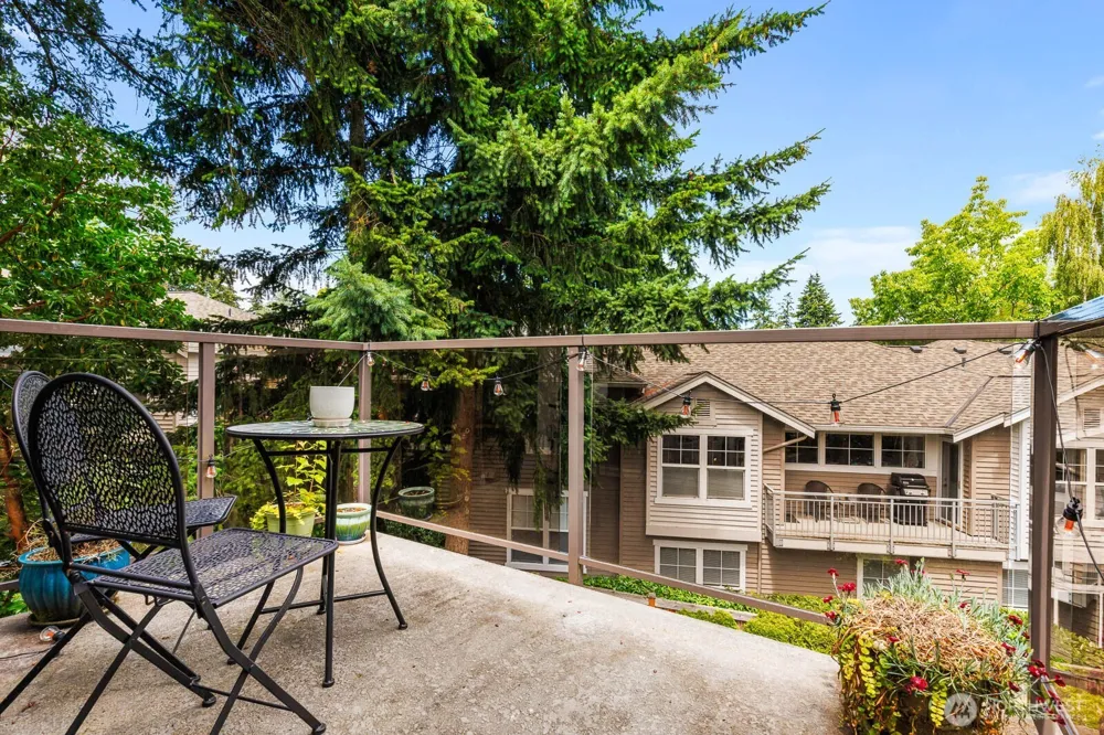 8503 Bowdoin Way #201 Edmonds, WA 98026