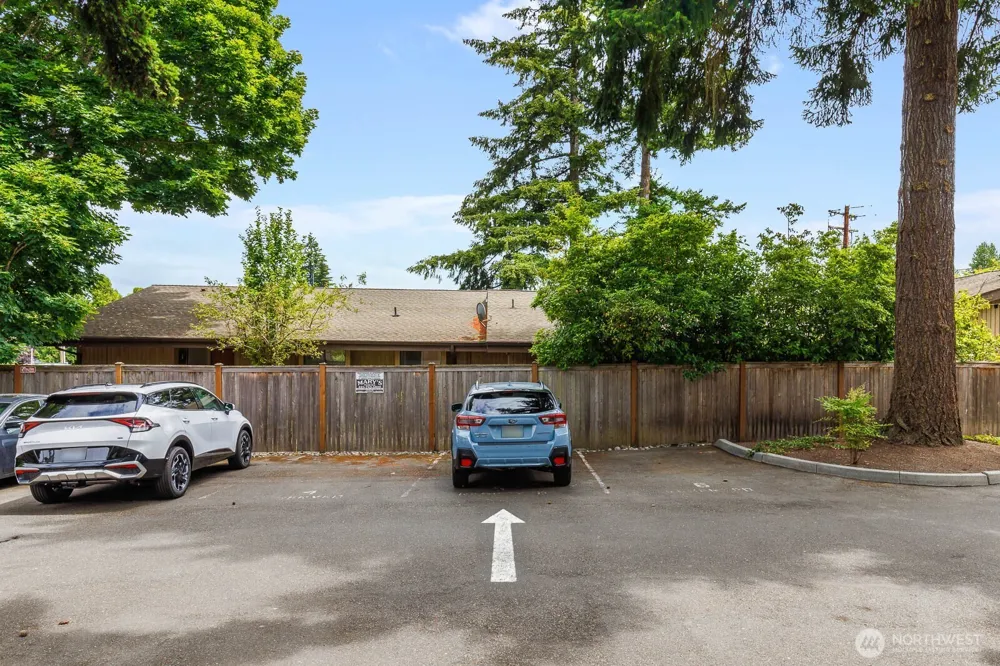 8503 Bowdoin Way #201 Edmonds, WA 98026