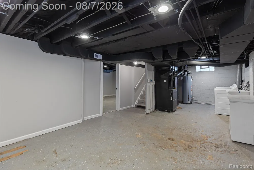 27550 Garfield Street Roseville City, MI 48066