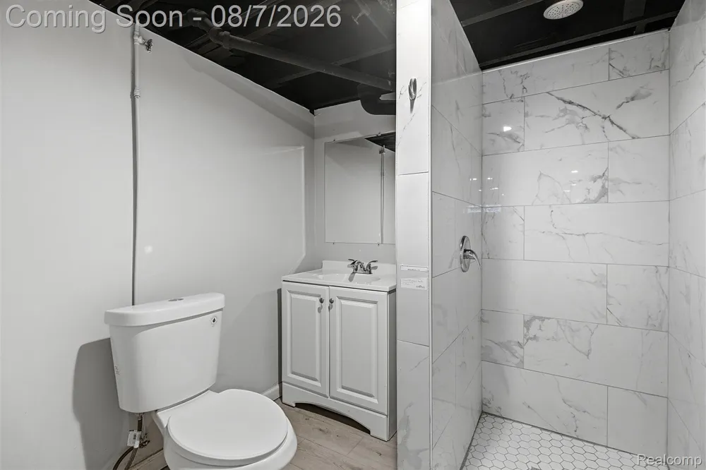 27550 Garfield Street Roseville City, MI 48066