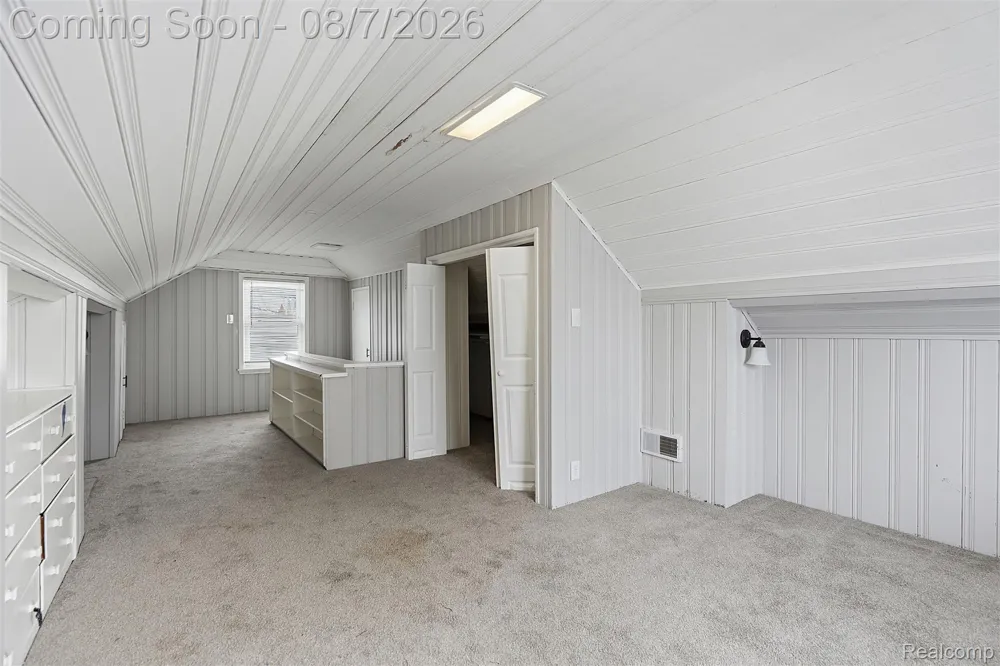 27550 Garfield Street Roseville City, MI 48066