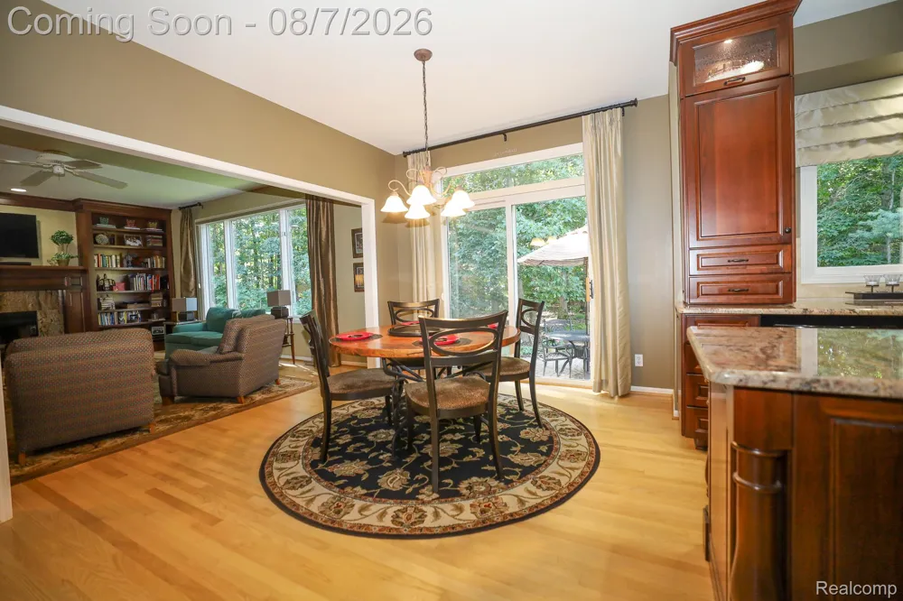 3531 Stoneridge Court Commerce Charter Township, MI 48382