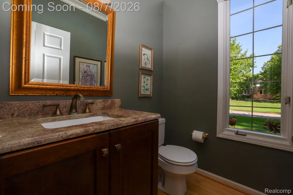 3531 Stoneridge Court Commerce Charter Township, MI 48382