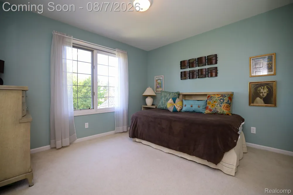 3531 Stoneridge Court Commerce Charter Township, MI 48382
