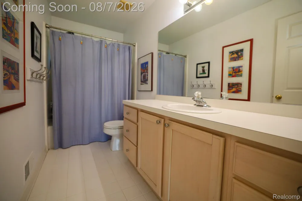 3531 Stoneridge Court Commerce Charter Township, MI 48382