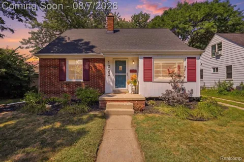 1022 Catalpa Drive