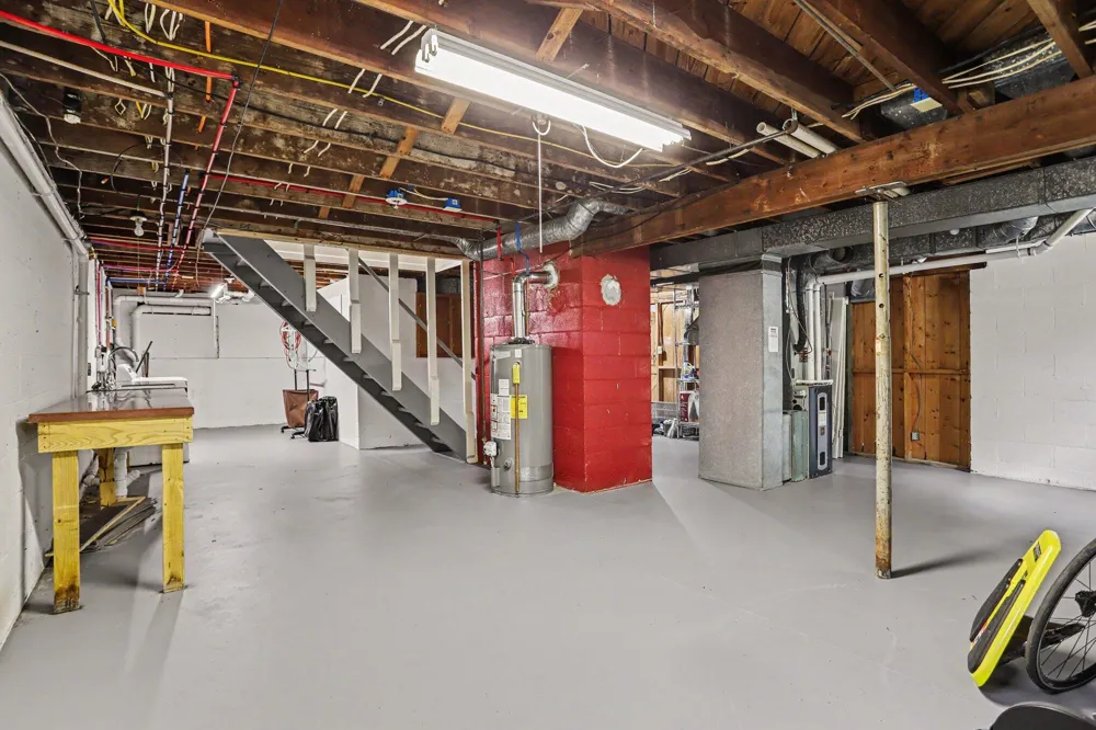 8716 S Westnedge Avenue Portage City, MI 49002