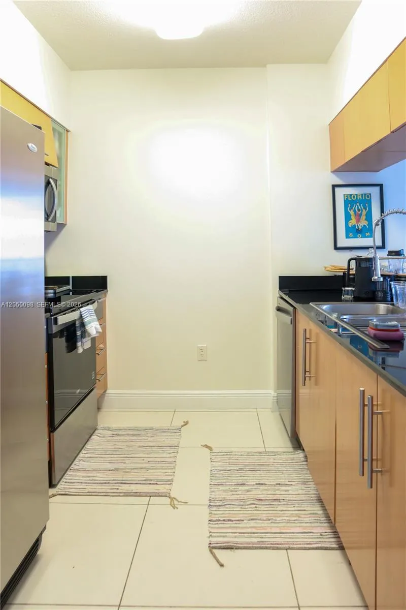 1750 Bayshore Dr #3411 Miami, FL 33132