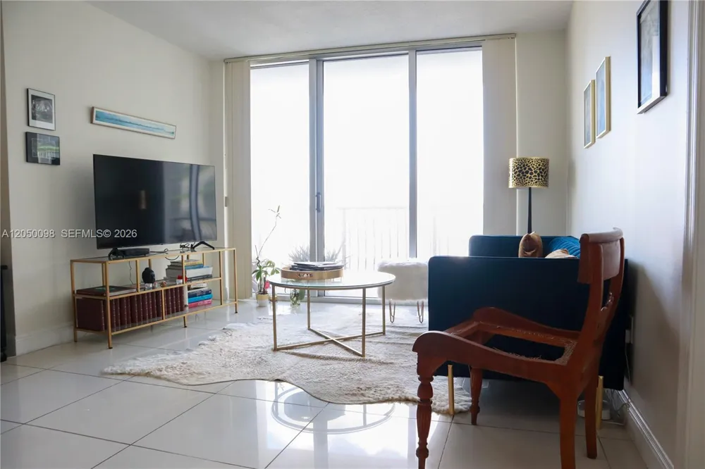 1750 Bayshore Dr #3411 Miami, FL 33132