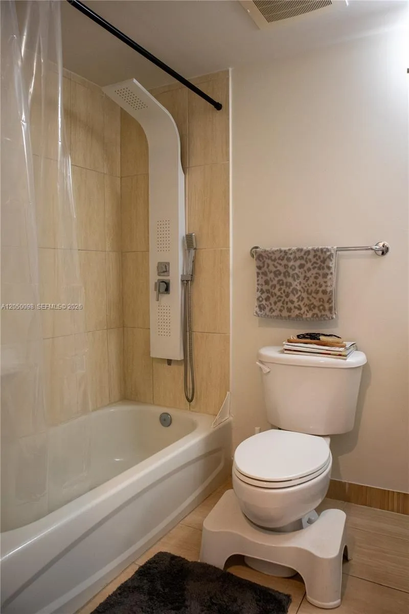 1750 Bayshore Dr #3411 Miami, FL 33132