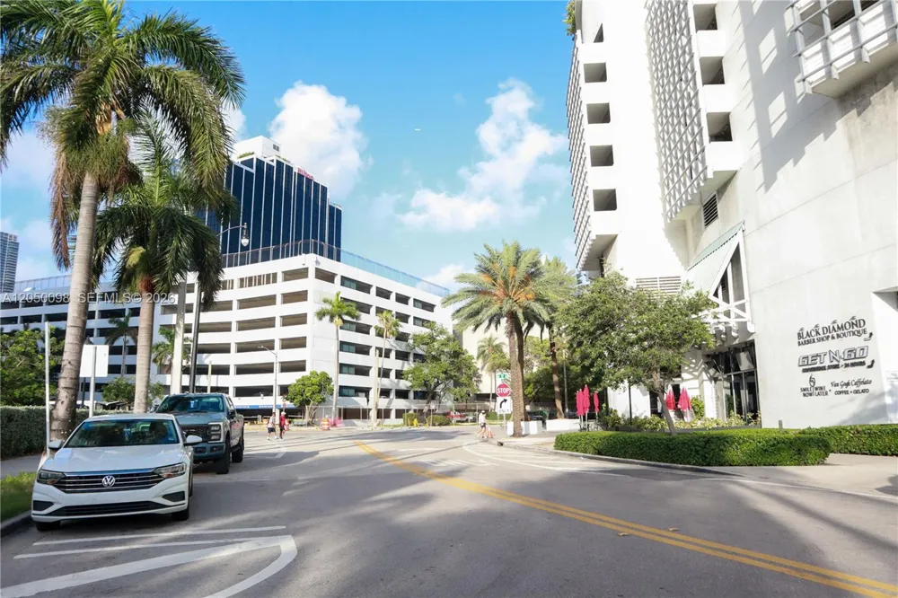 1750 Bayshore Dr #3411 Miami, FL 33132