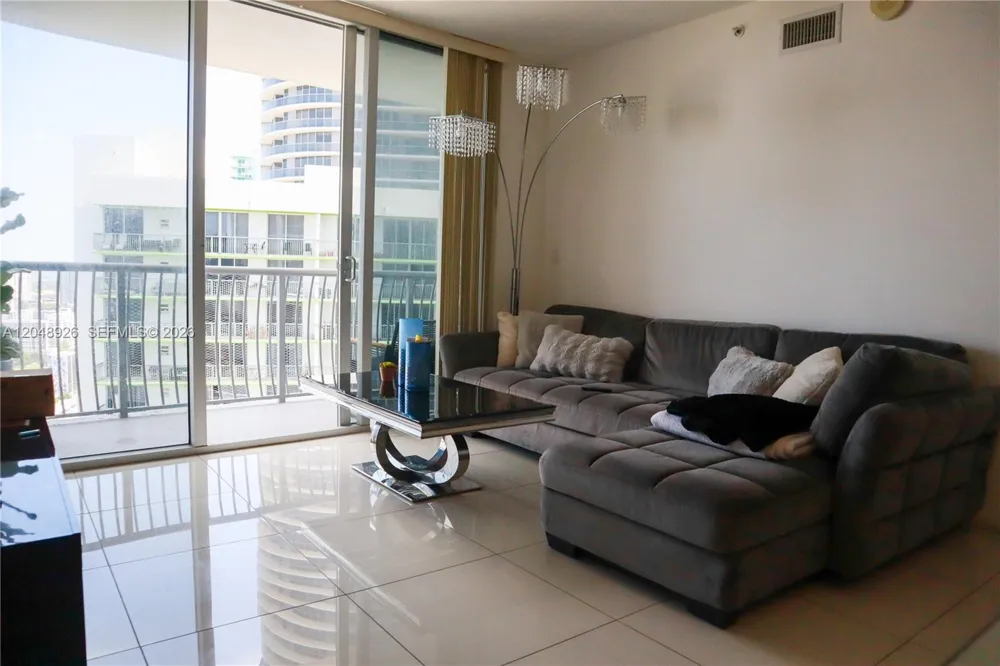 1750 Bayshore Dr #3611 Miami, FL 33132