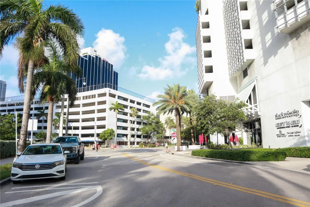 1750 Bayshore Dr #3611 Miami, FL 33132