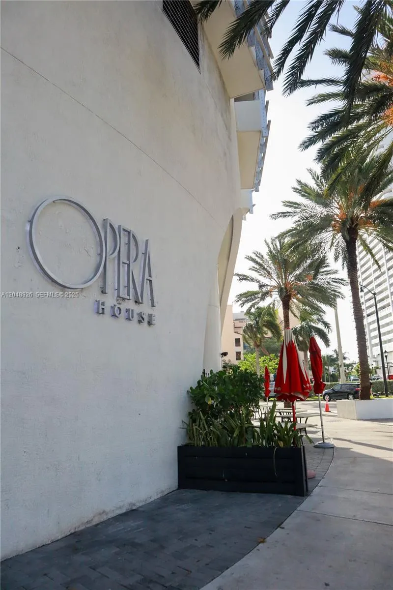 1750 Bayshore Dr #3611 Miami, FL 33132