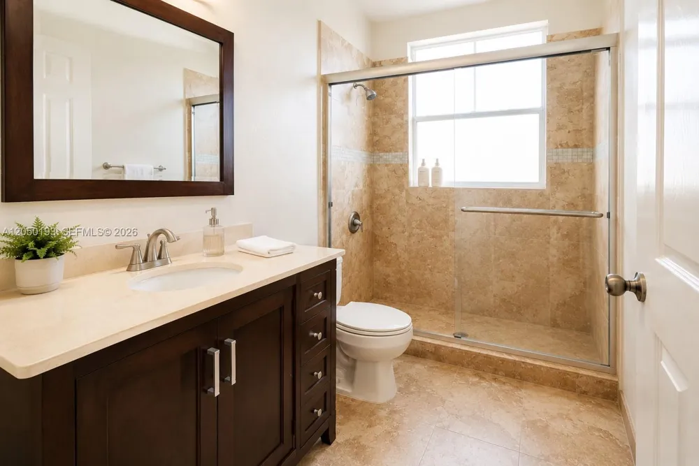 16474 SW 84th St Miami, FL 33193