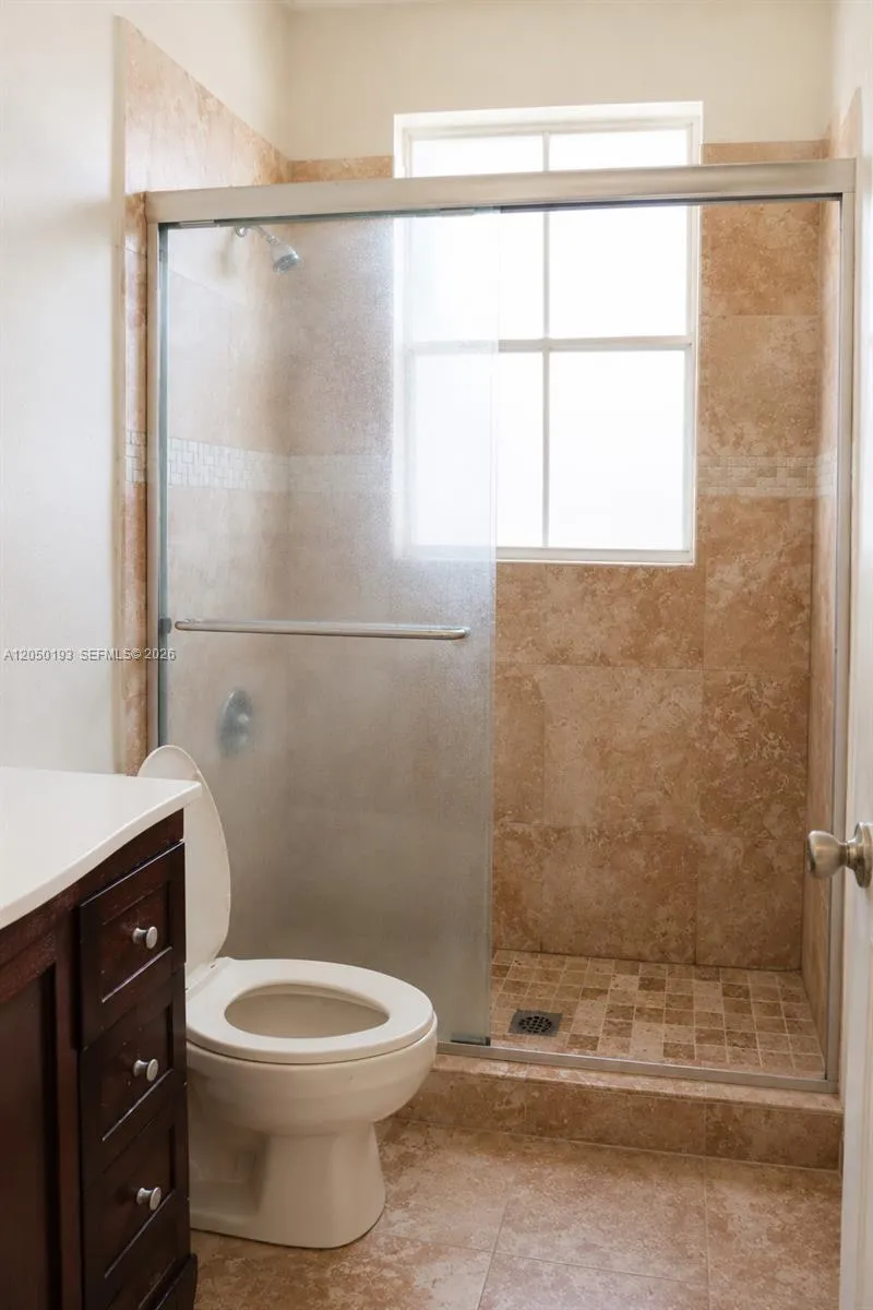 16474 SW 84th St Miami, FL 33193