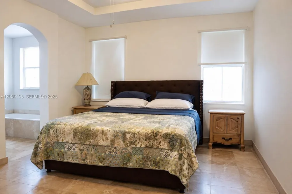 16474 SW 84th St Miami, FL 33193