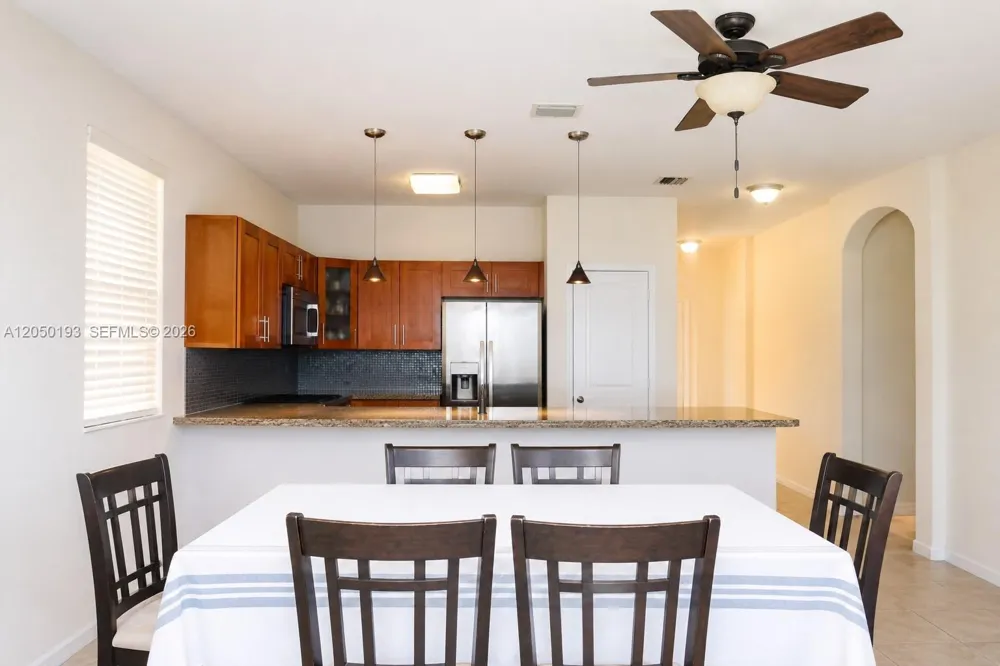 16474 SW 84th St Miami, FL 33193