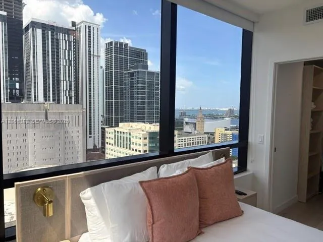 225 Miami Ave #2602 Miami, FL 33128