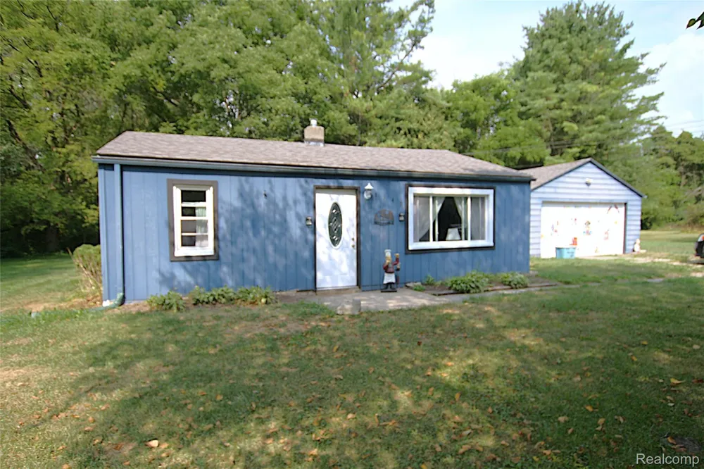 5349 E Carpenter Road Genesee Charter Township, MI 48506