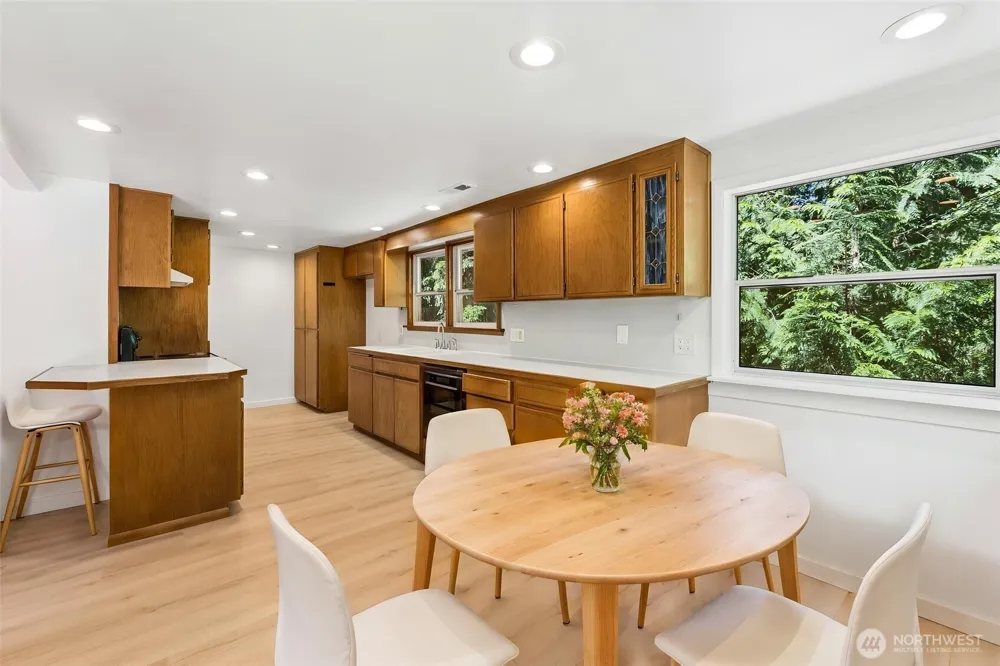 7629 236th Street SW Edmonds, WA 98026