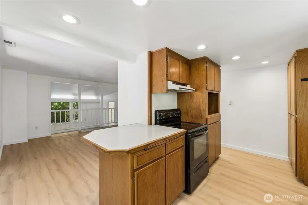 7629 236th Street SW Edmonds, WA 98026